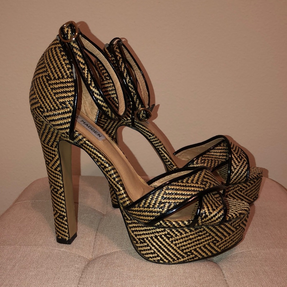 Steve Madden Black and Tan Twill Braided Pattern Platform Heeled Sandals